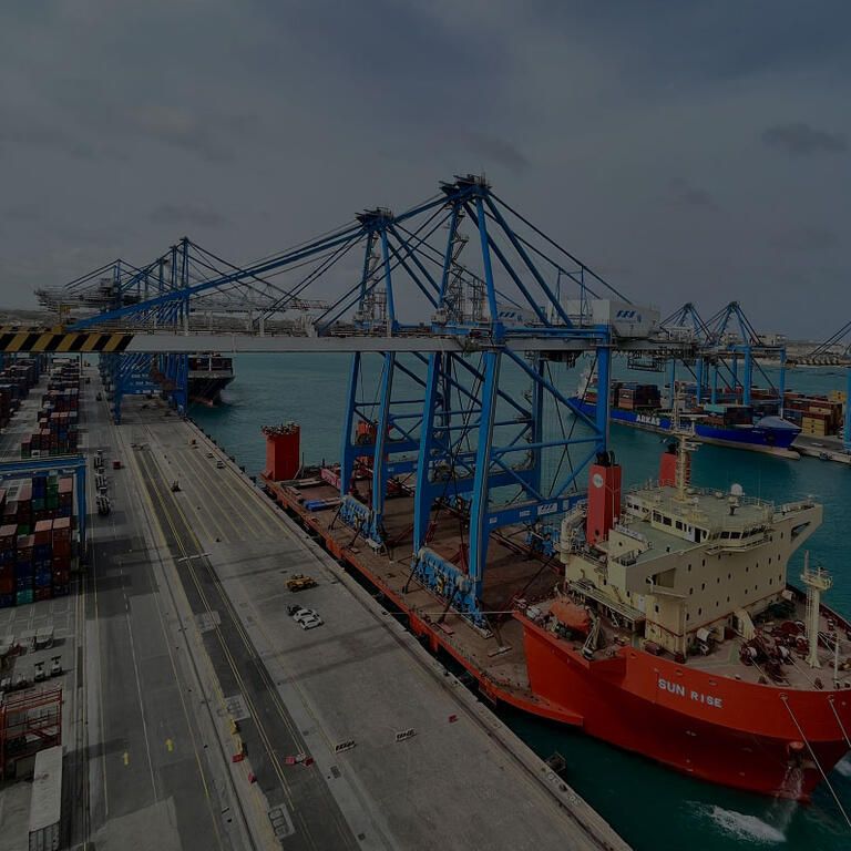 NEARME Project Logistics - relocating two ship-to-shore cranes